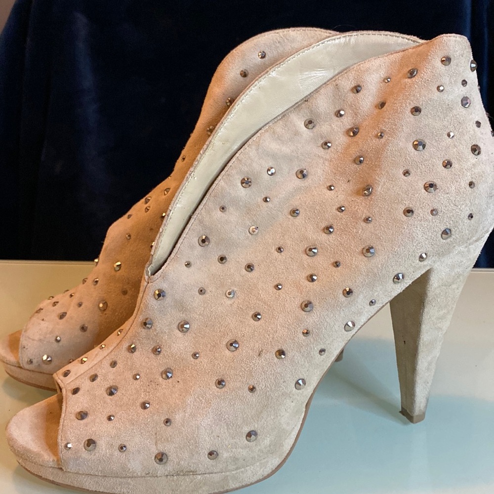 Holiday bling sparkle heels By international concepts